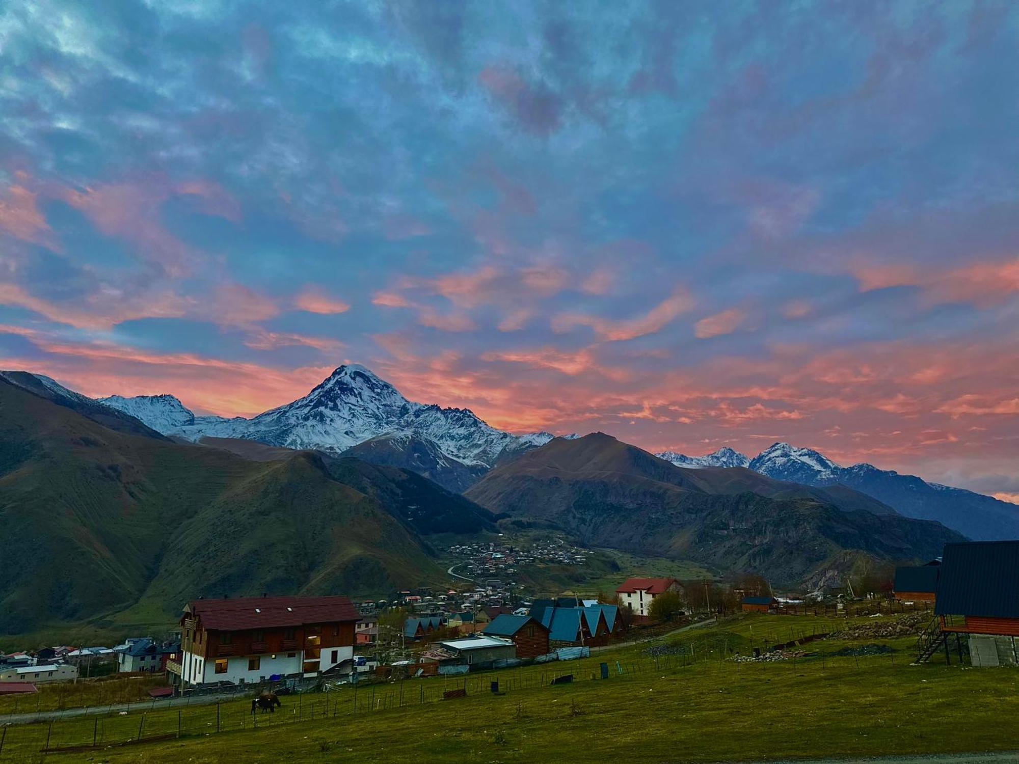 Vista Cottage Kazbegi Ngoại thất bức ảnh